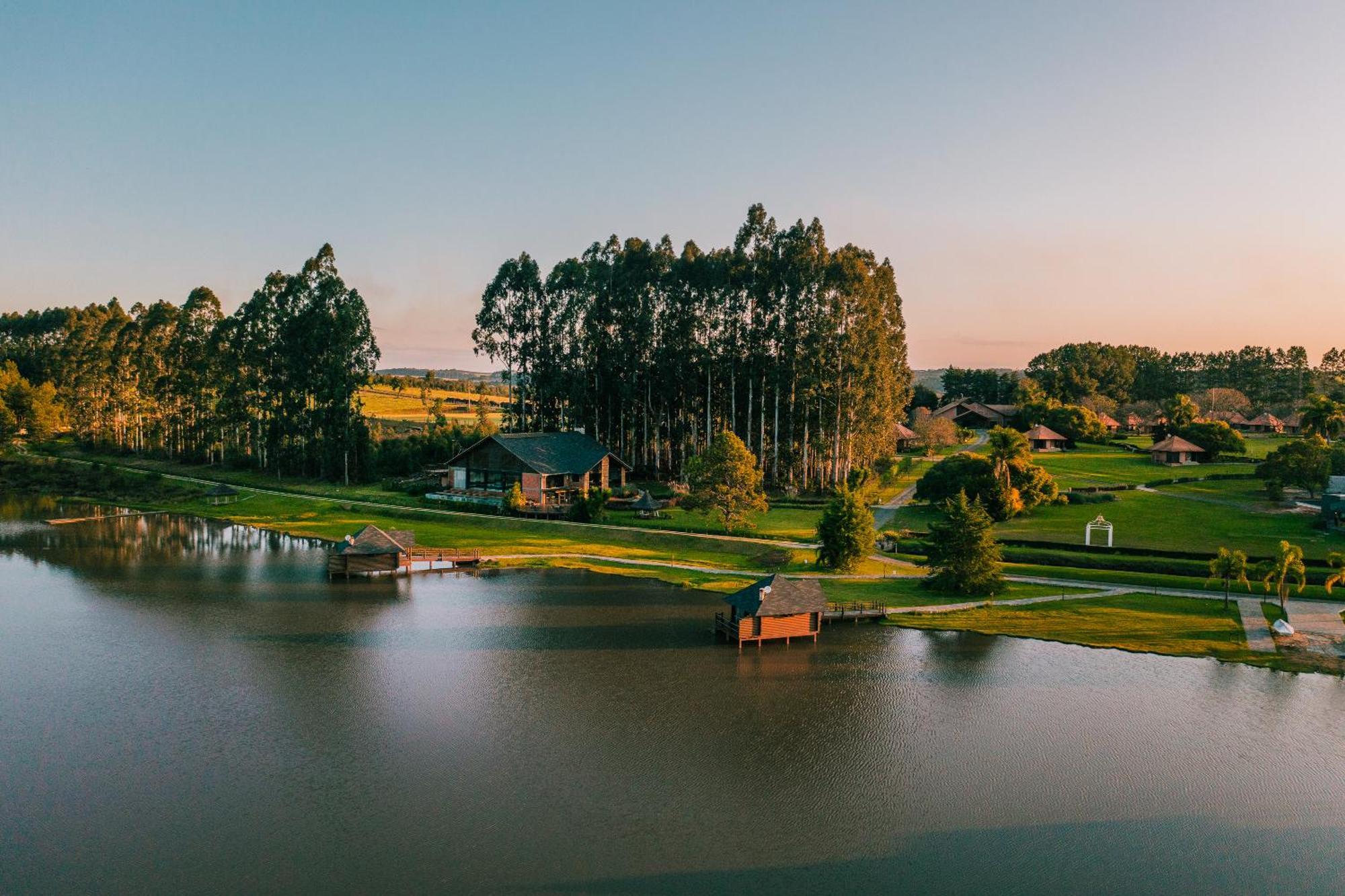 Vira Charme Resort Fernandes Pinheiro エクステリア 写真
