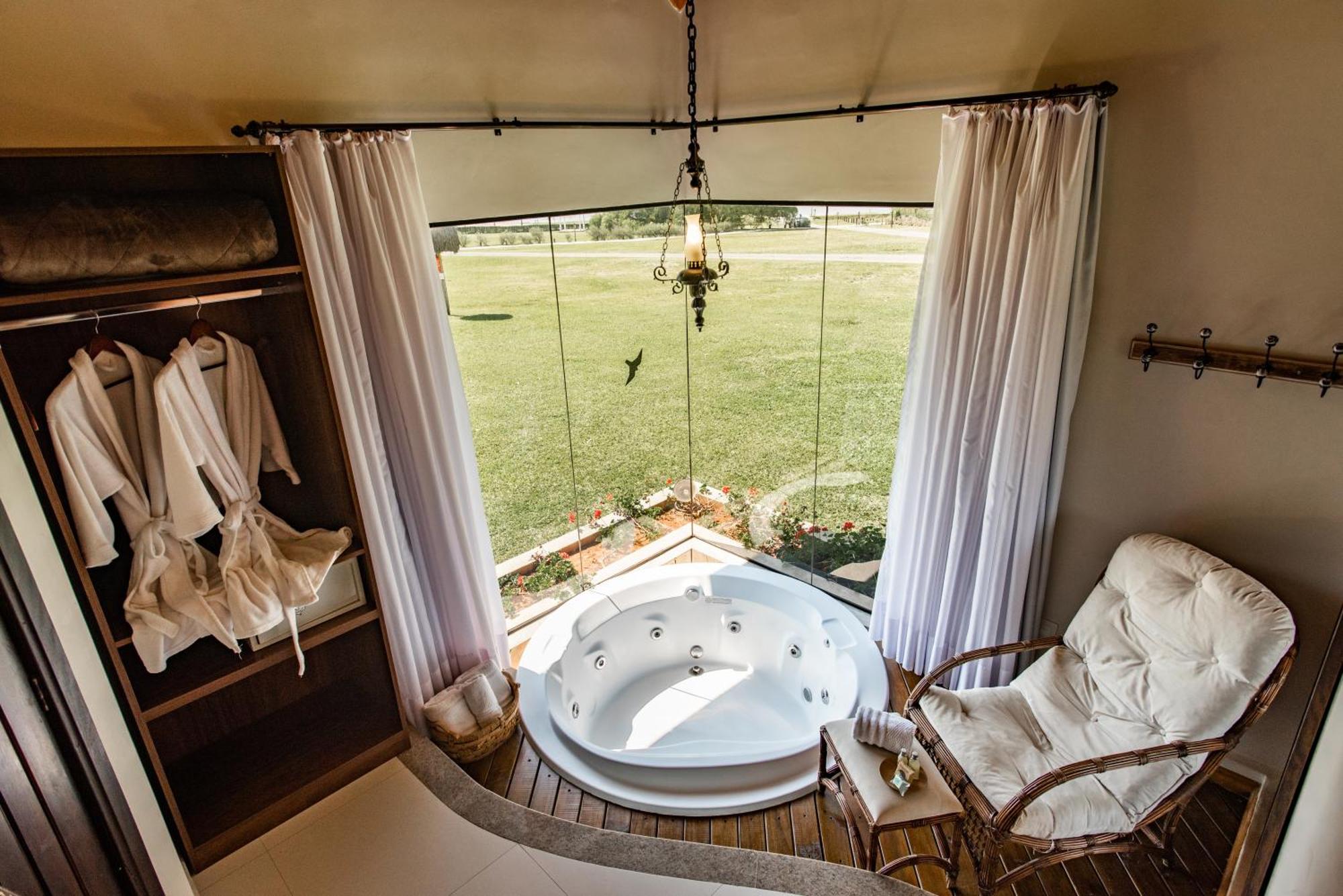 Vira Charme Resort Fernandes Pinheiro エクステリア 写真
