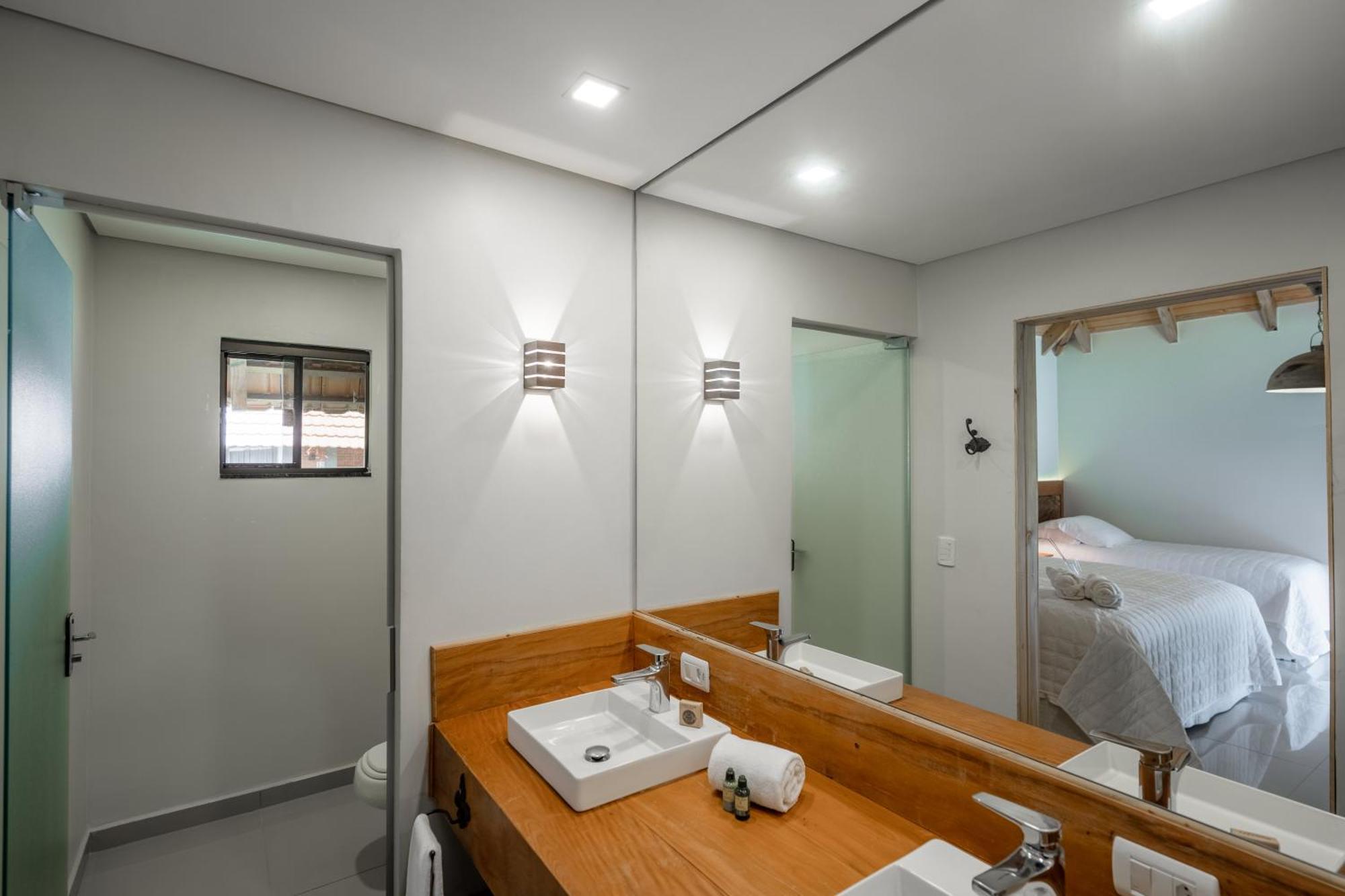 Vira Charme Resort Fernandes Pinheiro エクステリア 写真
