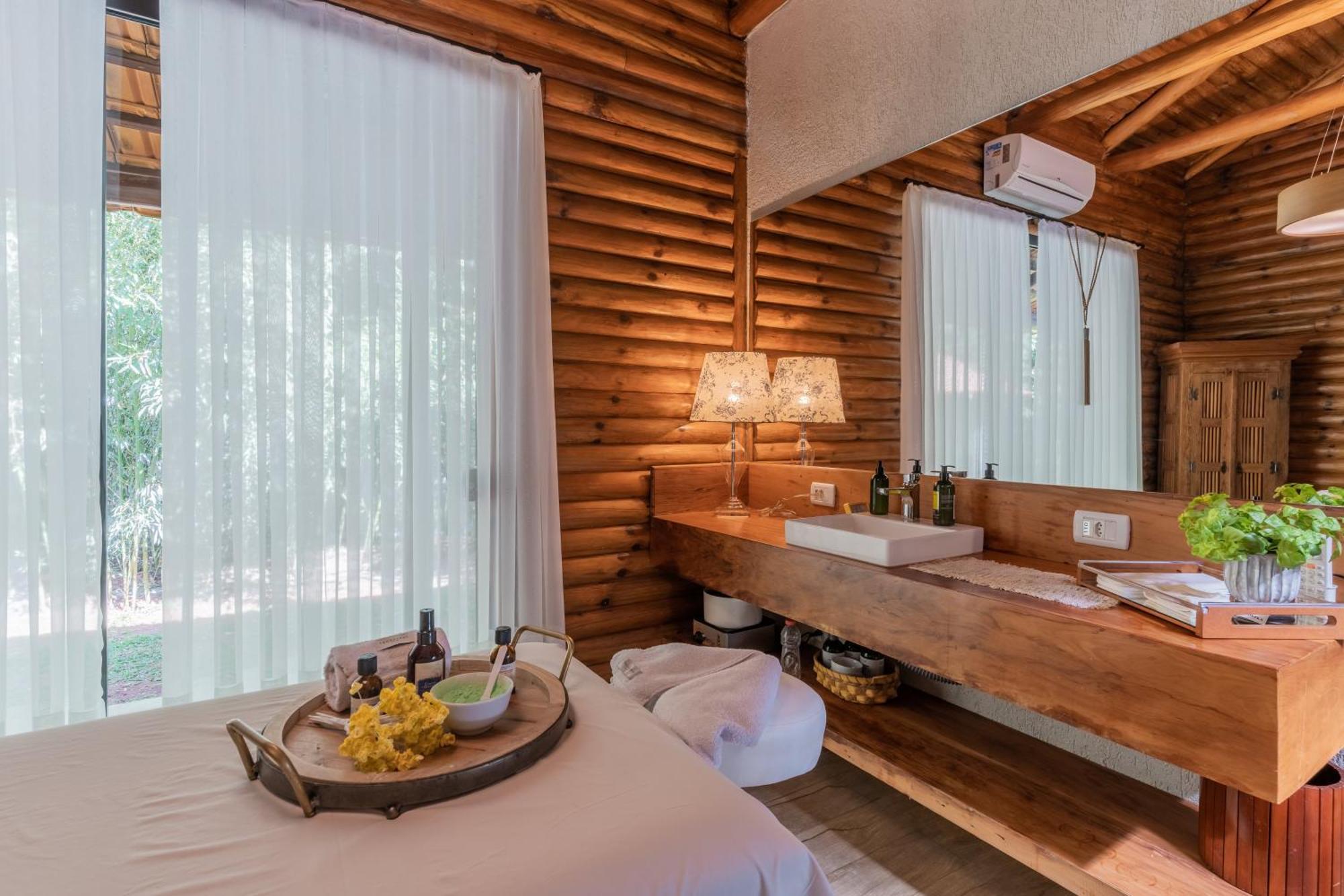 Vira Charme Resort Fernandes Pinheiro エクステリア 写真